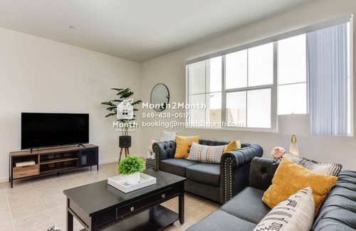 Folsom House | Hideaway on Sunny Gate Ln #41384