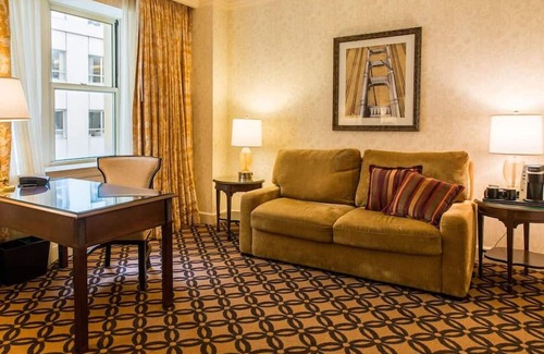 Belden Place House | 1-Bedroom Suite at a 4.5⭐️ Hotel