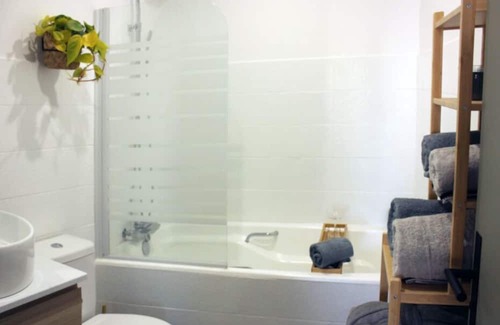 Nemours Apartment | Nemours Centrale, Duplex n°4 (55m2), parfait pour 4 personnes, TER Paris (1h15)