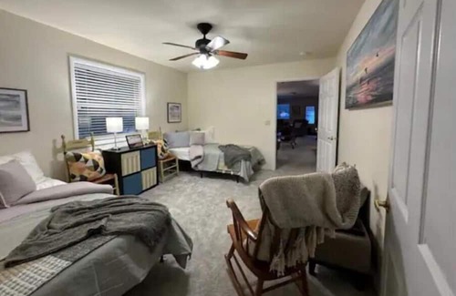 Grand Marais House | The Witty Crow's Abode ideal for family/group getaways, fostering relaxation