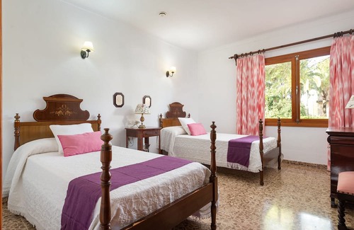 Mal Pas-Bon Aire Ski Chalet | Chalet Son Gomila in the north of Mallorca