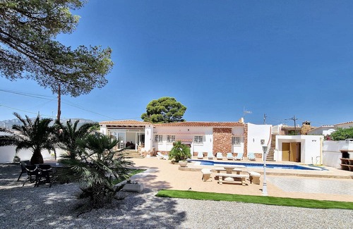 Miami Platja Ski Chalet | Chalet Mimosa Oasis