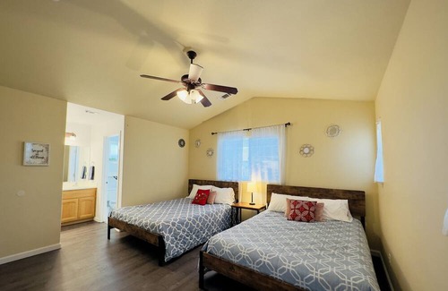Oceano House | OCEAN VIBES with Mountain Scenery and distanced Dune View!