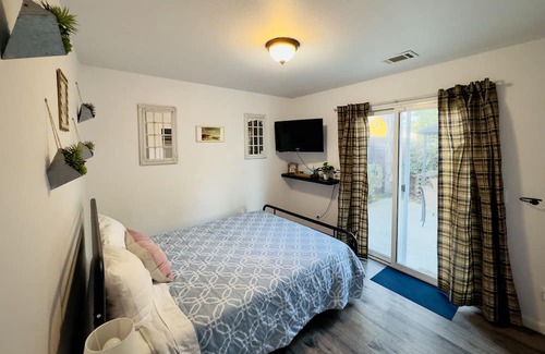 Oceano House | OCEAN VIBES with Mountain Scenery and distanced Dune View!