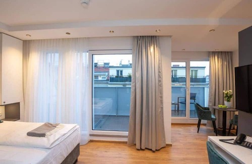 Meidling Apartment | Superior Double Room by Arbio