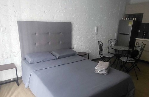 Manizales Apartment | 4. Calido Apartaestudio, Casa Azul Manizales Caldas, Colombia