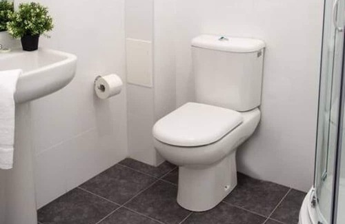 Leamington Spa Apartment | 1 Bedroom Apt Leamington Spa Hosted by Golden Key