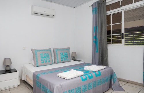 Faaa House | Fare Piafau in Faa'a - Charm & Proximity to the Airport