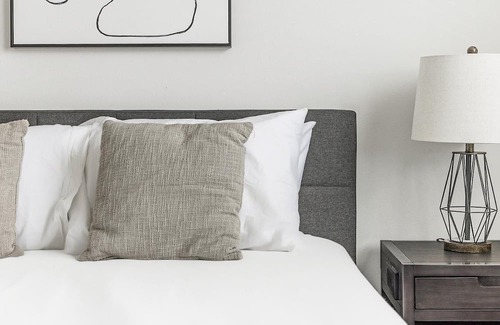 Spring Branch East Apartment | Modern Apartment in Prime Location (ID1403X426)