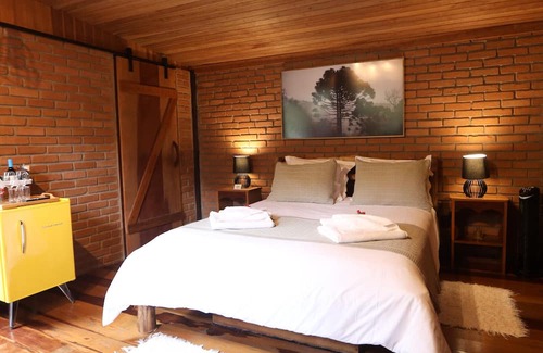 Maromba House | Refuge in Itatiaia with hydromassage | Chalé Tijolinho