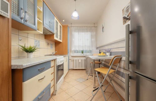 Bemowo Apartment | Apartment With Balcony for 2 by Renters