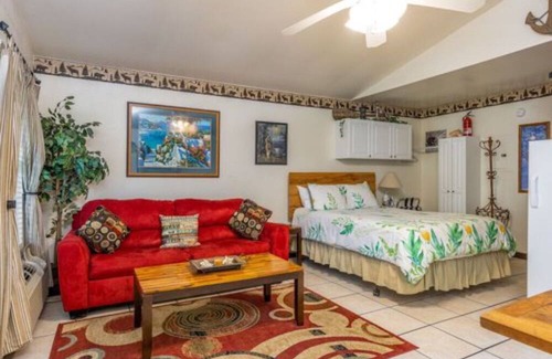 Cleora Cabin | The Ibis Cabin - Accommodates 4 Guests