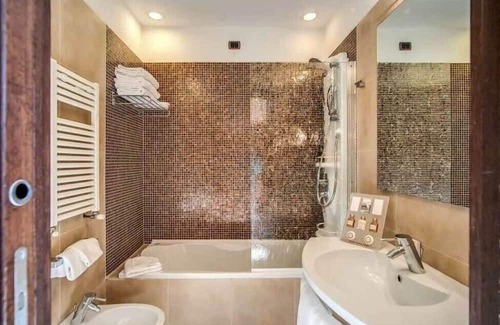 Ripa Apartment | Extraordinary 1BR Suite Triple Accommodation