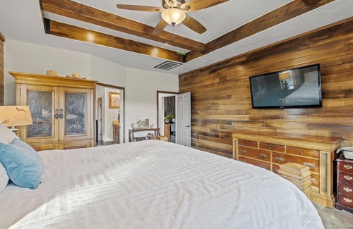 Harper House | Modern ranch retreat with rustic charm, Ping-Pong, BBQ, W/D, & firepit