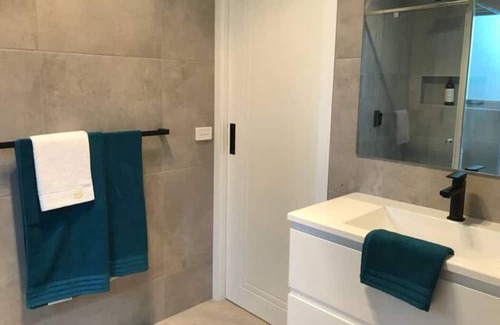 Surf Beach House | A Sanctuary at Denhams - Pet and family friendly!
