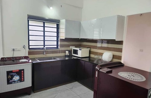 Muhamma Apartment | Entire unit for 6+ by AJ | Vembanad Lake/Pathiramanl near | 9km to Marari beach