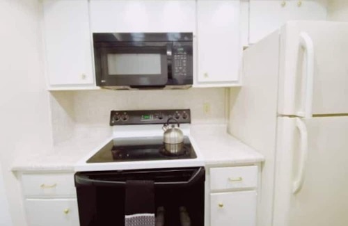 North Corals Apartment | 2 Bedroom 823277 by Houzlet