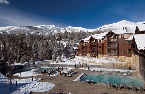 Four O'Clock Villa | Ski-in Studio at amenity-rich resort. Walk to Beaver Run. Avail 1/28-2/4