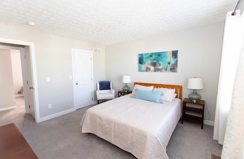 Blacklick House | Peaceful Hideaway Near Airport & Easton
