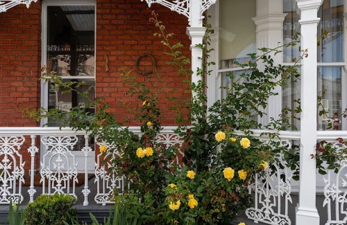 Launceston CBD Cottage | Elizabeth Elegance A Dreamy Federation Cottage