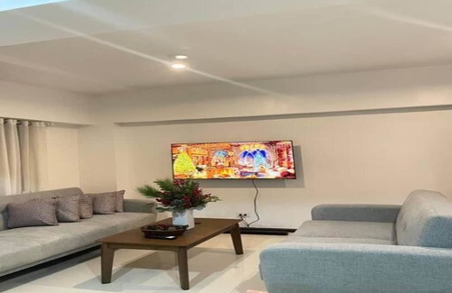 Mactan Export Processing Zone Apartment | The Suite at the Mactan Airport