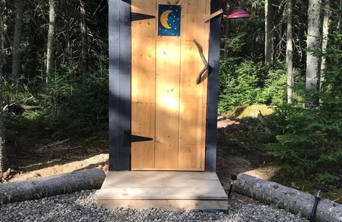 Bloomingdale Cabin | Ten/ twenty minutes to Lake Placid, Whiteface Mnt. Saranac Lake!