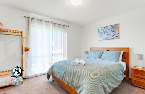 Goolwa Beach House | Charming 3BR Coastal Retreat with Huge Outdoor Living