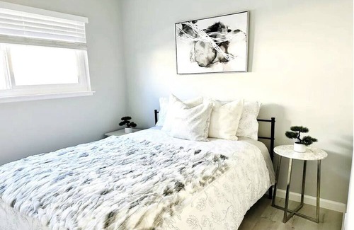 North Clairemont House | Cozy Remodeled Central San Diego Home!
