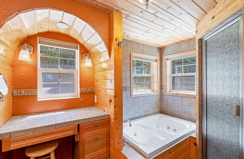Blairsden-Graeagle House | The Meadow House at The Lost Sierra Ranch w/ Fishing Ponds and 1 Mile Riverfront