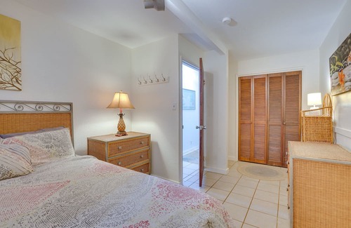 Aiea House | Sun-Dappled Aiea Apartment: 11 Mi to Beach!