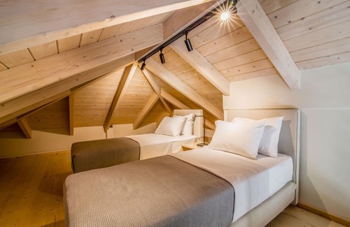 Episkopos Apartment | One-Bedroom with Attic Apartment Sea View