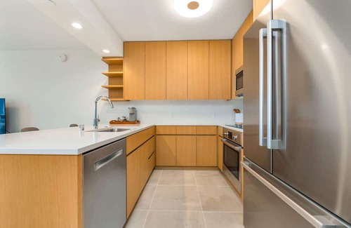 Ala Moana Condo | Sleek & Modern 1Bed/1Bath - Sky Ala Moana 4005