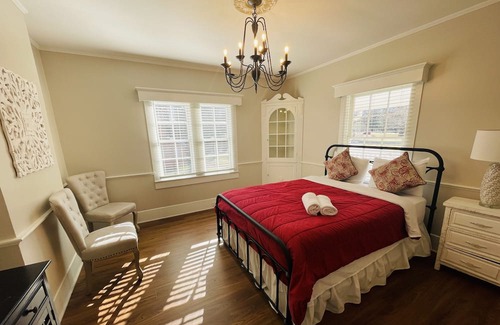 Clemmons House | Escape to serenity at our distinctive retreat, nestled behind the Excelsior at the Manor House