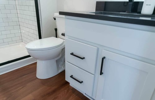 Bellaire Apartment | 2BR 2BA Suite Boutique Resort