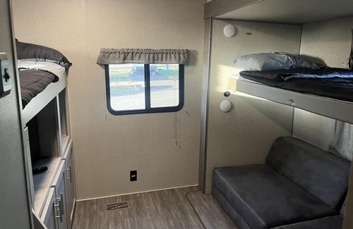Atascosa House | Unique Camper
