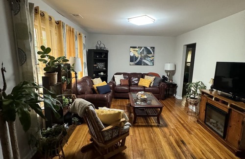 Conway House | Coastal Haven: Tranquil Retreat a mile from the heart of downtown Conway, SC