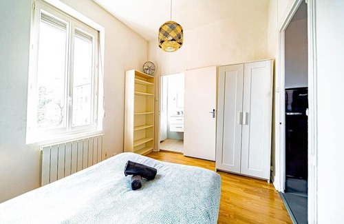 Les Poulettes Apartment | Le petit Raspail-Appartement rénové-Gratte-Ciel