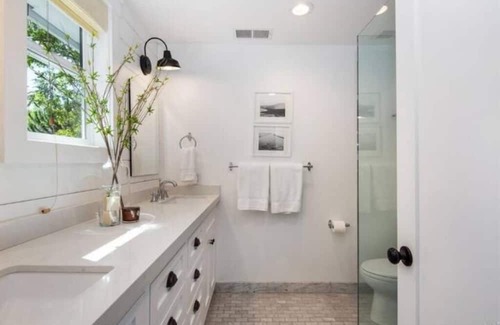 San Anselmo House | Marin Craftsman Multi-Unit w/ Pool & Hot Tub