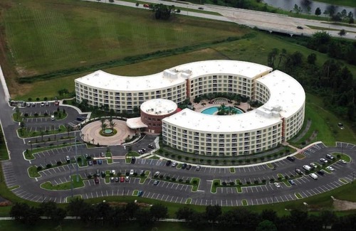 Celebration Condo | Melia Orlando at Celebration 2br suite, Friday check-in