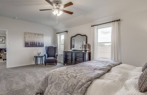 Aubrey House | New property nestled in a safe and cozy neighborhood in North Texas