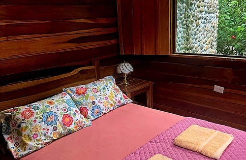 Puerto Viejo de Talamanca Cabin | Enjoy the sounds of nature in this tranquil home, only minutes to Puerto Viejo.