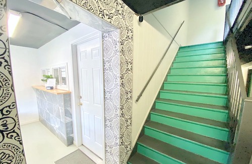 Lawrence Apartment | Double Suite Indy