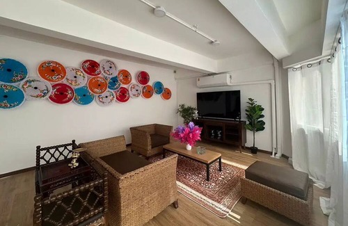 Chakkrawat Apartment | Private Full-Floor Spacious 5BR in China Town