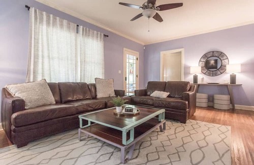 Maple Ridge House | Nugget's Roost - Maple Ridge Gem