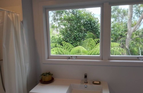 Raglan House | My Little Place in Raglan by the Beach!