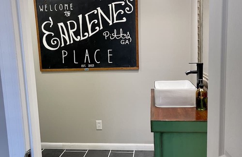Pitts House | Find rest at Earlene’s Place, you’ll find a cozy place with an eclectic vibe.