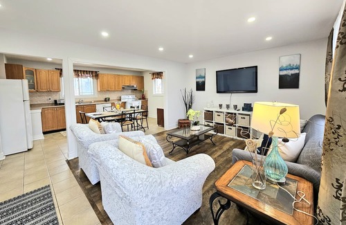 Bradford House | Beautiful & Central 3 BR home in Bradford