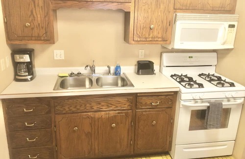 Keewaydin Apartment | Cozy 2nd Floor Apt Near Lake Nokomis!