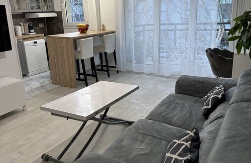 Plaisir Apartment | Appartement Accès Gare Plaisir Grignon en 25 Minutes à Paris