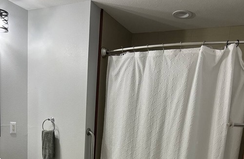 Roseland Apartment | Roseland’s Hidden hideaway apartment